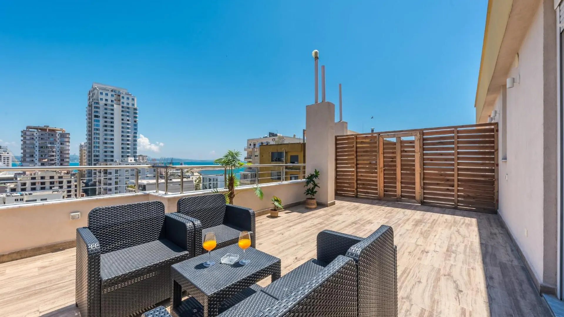Apartamento Head In The Clouds Brand New Penthouse Durrës 0*,
